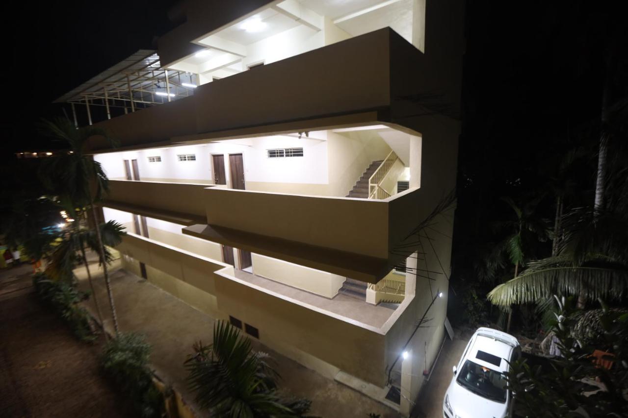 Shree Swami Samarth Resort Diveāgar 外观 照片